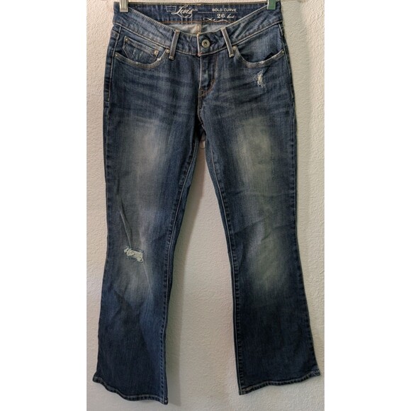 Levis Jeans Women 26 29x28 Blue Bold Curve Classic Boot Cut Low Rise (955) - Picture 1 of 3